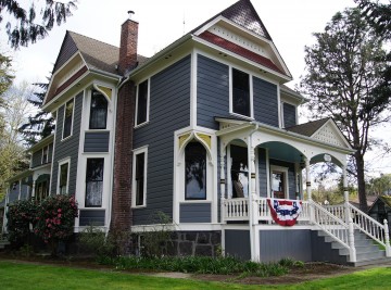 Historic Home - Bobcat House - Oregon City